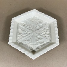 The 1869 Victorian Pottery Hexagonal Shortbread Biscuit Mould Dish