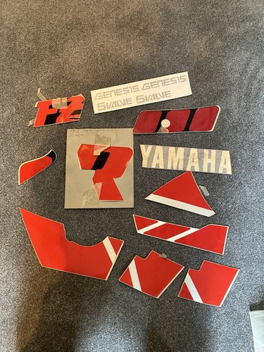 Yamaha decals nos fzr - yamaha, decals,