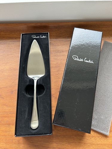 Robert welch pie server - robert,