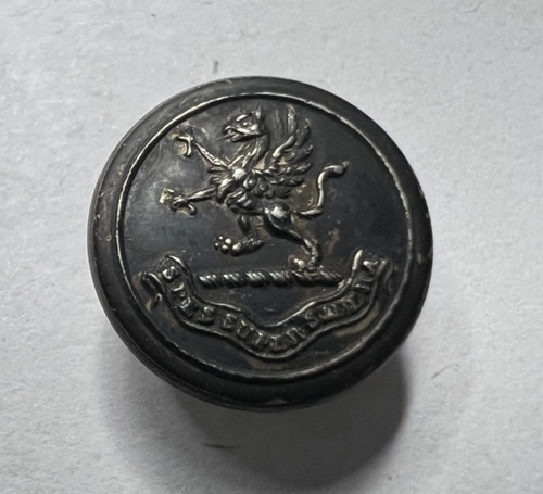 Antique livery button rampant - livery,
