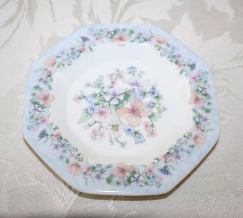 Pretty vintage octagonal - pretty,