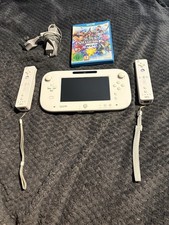GENUINE OFFICIAL WHITE NINTENDO WII U GAMEPAD & 2 CONTROLLER & CHARGER & GAME