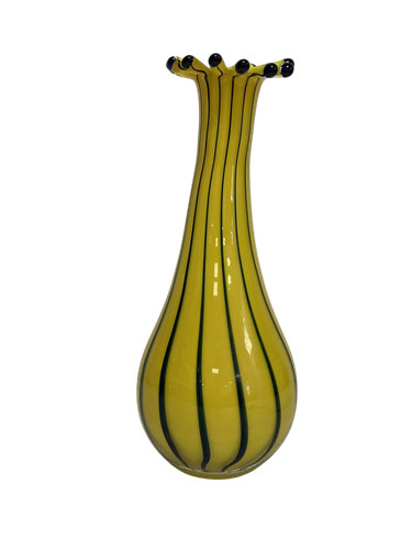 Yellow and black striped art - black,