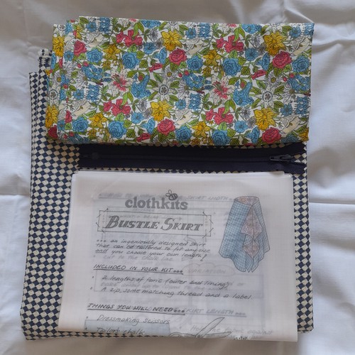 Clothkits bustle skirt kit - bustle,
