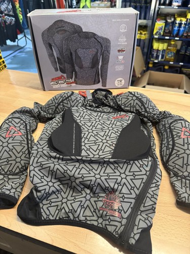 Leatt 3df ultra - 3df, lite
