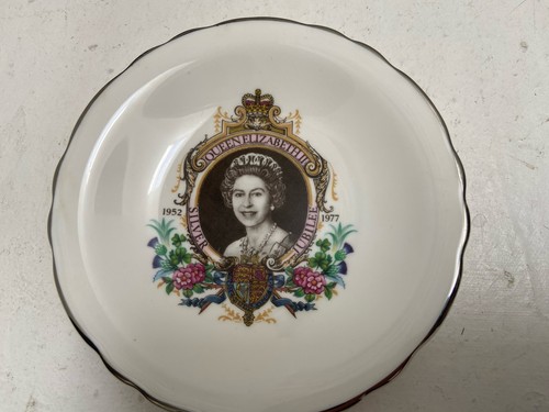 Queen elizabeth silver - queen, ii