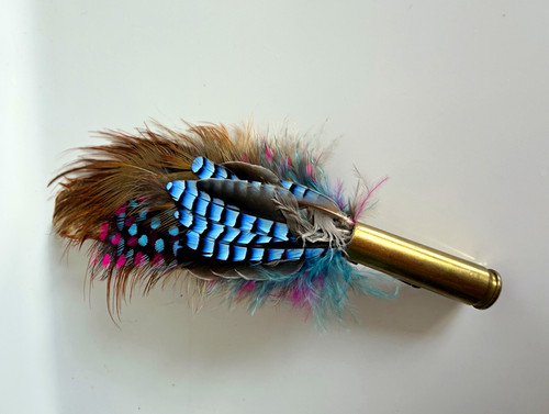 Feather metal shape - &,