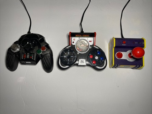 Lot vtg arcade - 3, in