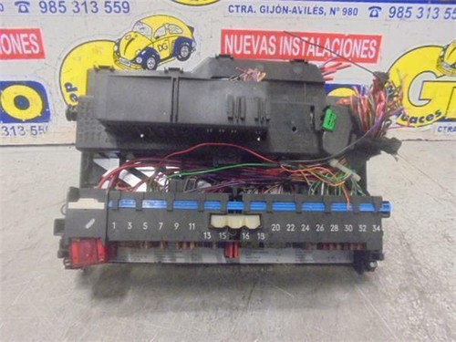 8364540 fuse box bmw serie - box, 3