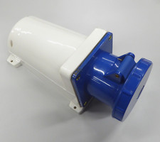 125A Blue 3 Pin Industrial Surface Socket Weatherproof 125Amp 2P+E 240V IP67 ESR