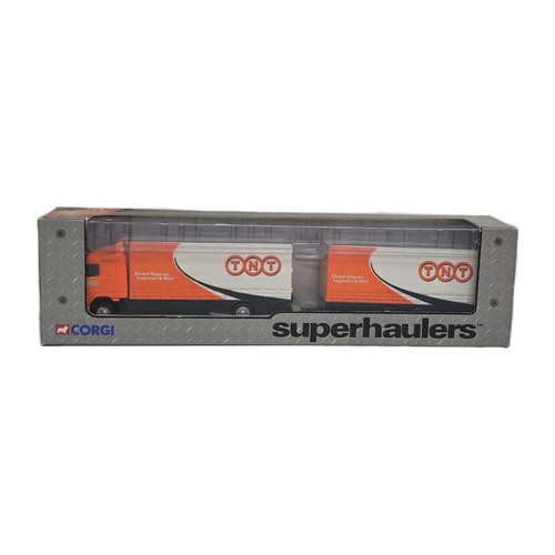 Corgi superhaulers tnt - tnt, volvo