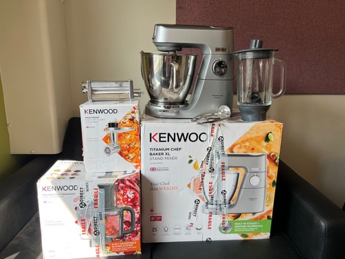 Kenwood titanium chef - chef, baker