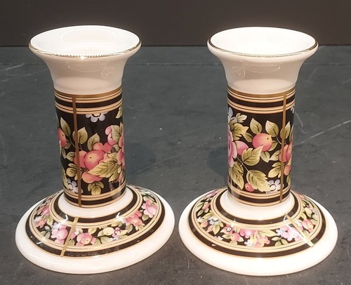 Pair wedgwood vintage - pair,