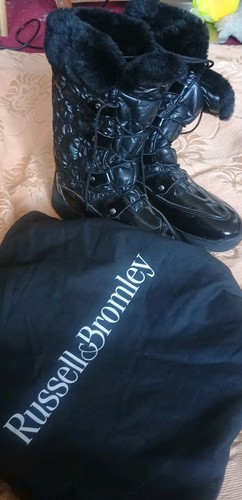 Russell bromley glossy black - &,