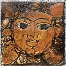 CHELSEA POTTERY "SUN FACE"