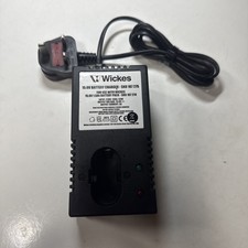 Wickes Battery Charger Black 15.6-Volt SKU 167 275 For Battery SKU 167 274