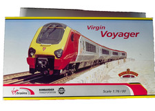6760 Bachmann 32-600 Class 220