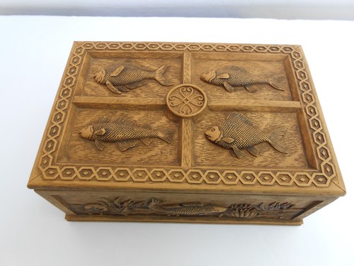 Dresser box mens fish resin - dresser,