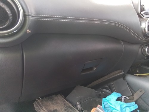 Glove box nissan - nissan, juke