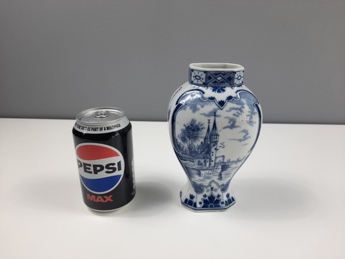 Royal mosa blue - &, white