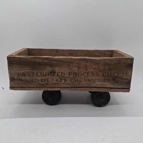 Vintage land lakes wooden - ​vintage,