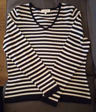 VIYELLA  100% merino wool