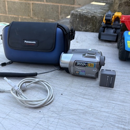 Panasonic gs230 camcorder - panasonic, nv-gs230