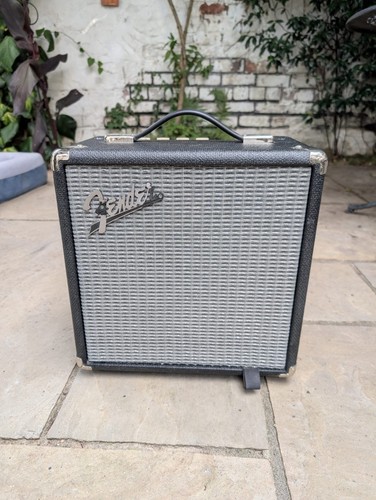 Fender rumble 15w bass - 15w,