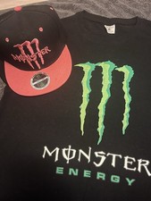Pink Monster New Era 9Fifty Snapback Baseball Cap and Monster T-shirt Size M.
