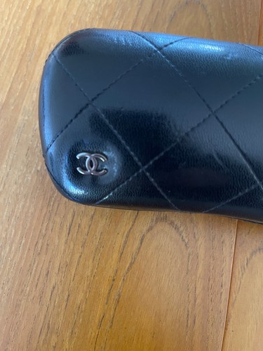 Genuine chanel hard - genuine,