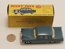 1961-1966 DINKY 186 Mercedes
