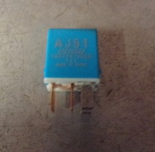 11949 E4D 2009-2013 MAZDA 3 BL TS2 1.6 PETROL BLUE FUSE RELAY 156700-2560