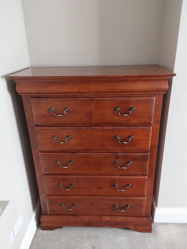 Large wooden chest drawers - of,