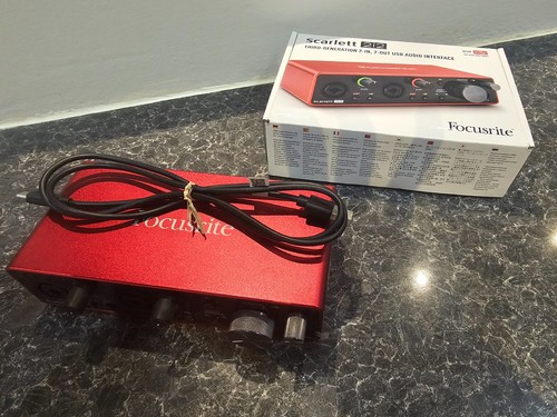 Focusrite scarlett 2i2 - focusrite,