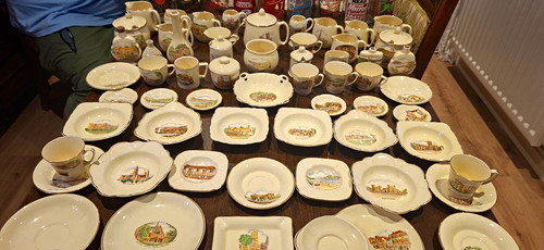 Crown devon dinner set england - crown,