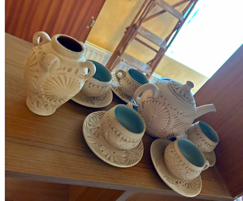 Yixing style hand - hand, clay