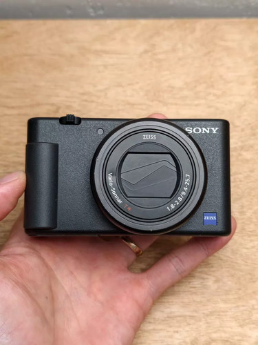 Sony 1mp compact - sony, 20.1mp