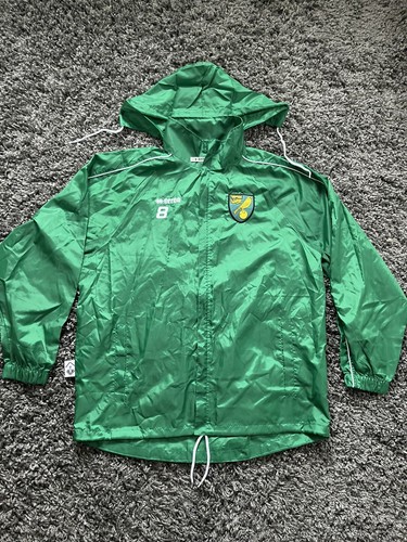 Norwich city football club - football,