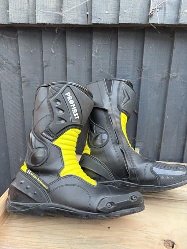 Pro first fluorescent - first, yellow