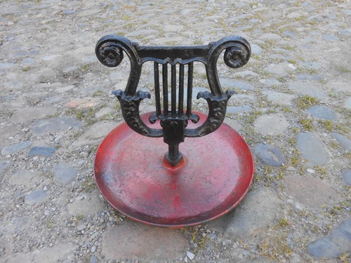 Rustic victorian cast iron - cast,
