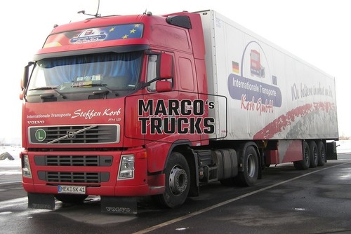 Truck photo volvo fh12 box - volvo,