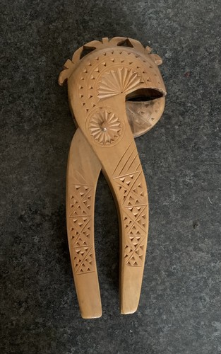 Vintage hand chip carved - vintage,