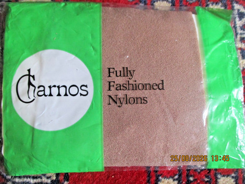 Vintage charnos crepe - vintage,