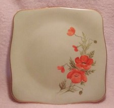Rare vintage ROYAL DOULTON square plate green gold red poppies hand painted VGC