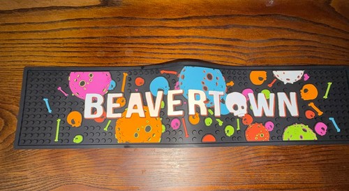Beaver town bar runner - beaver,