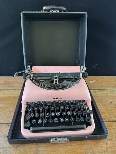 Vintage pink portable - vintage, manual