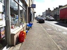 Photo 6x4 Goods on display