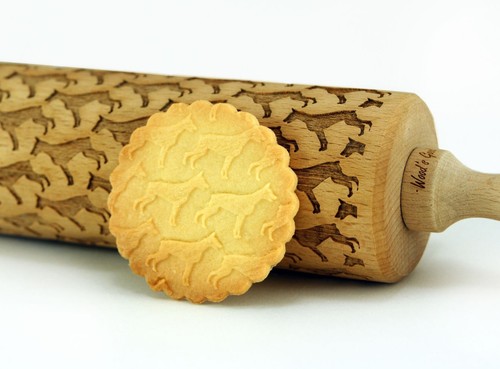 Engraved dog breeds rolling - dog,