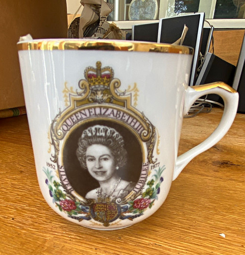 Queen elizabeth silver - queen, ii