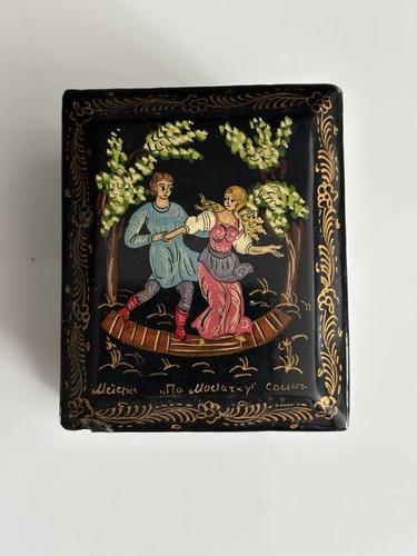Vintage russian kholui - russian, lacquer